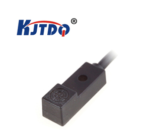 電感式接近開關(guān)在激光行業(yè)中的應(yīng)用